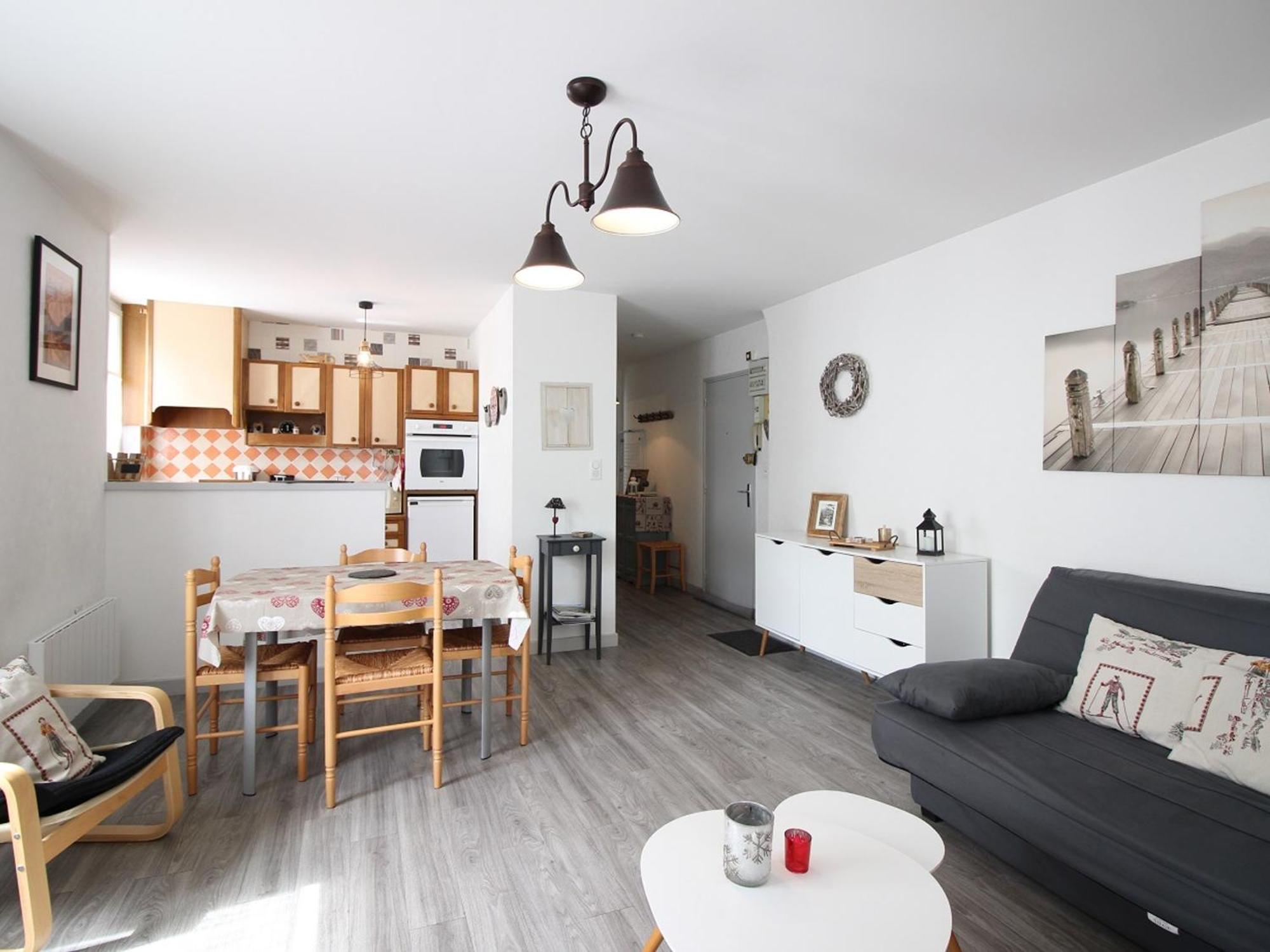 Appartement F2 6 Couchages Centre-Ville Proche Thermes - Fr-1-415-15 Le Mont-Dore Exteriör bild